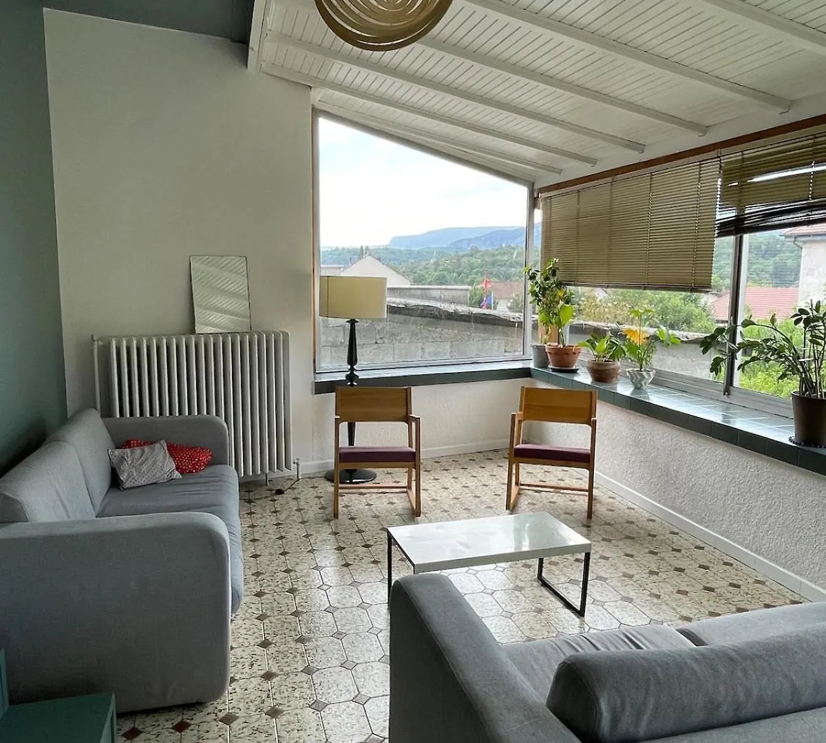 Gite Du Canal Artemare Grand Colombier 0*,  Франция